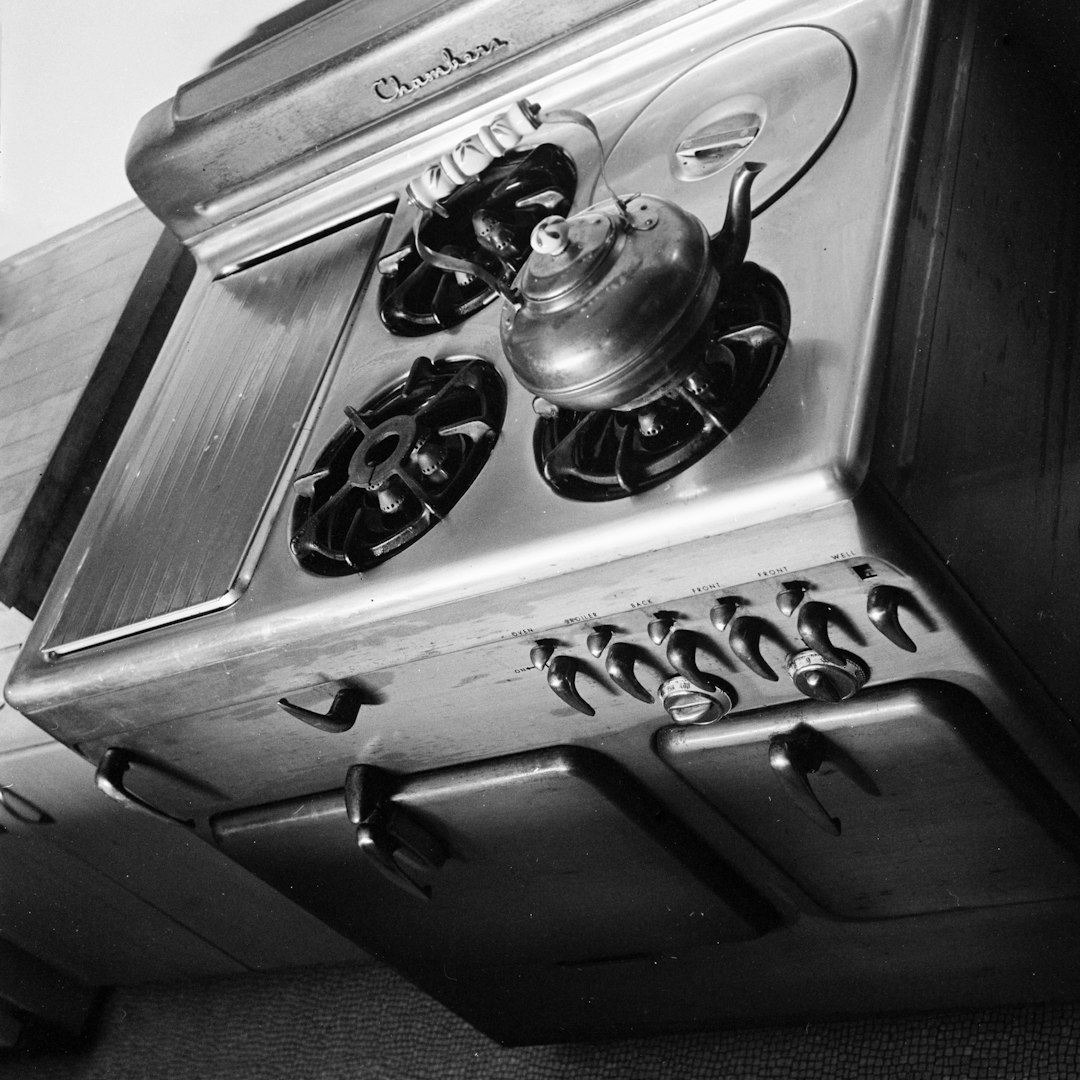 Cast Iron Dutch Oven